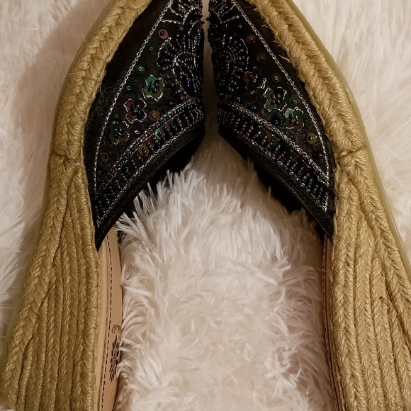 NWOT. Yellow Box Navy Blue Espadrille Beaded Wedge Sandals. - Picture 4 of 7